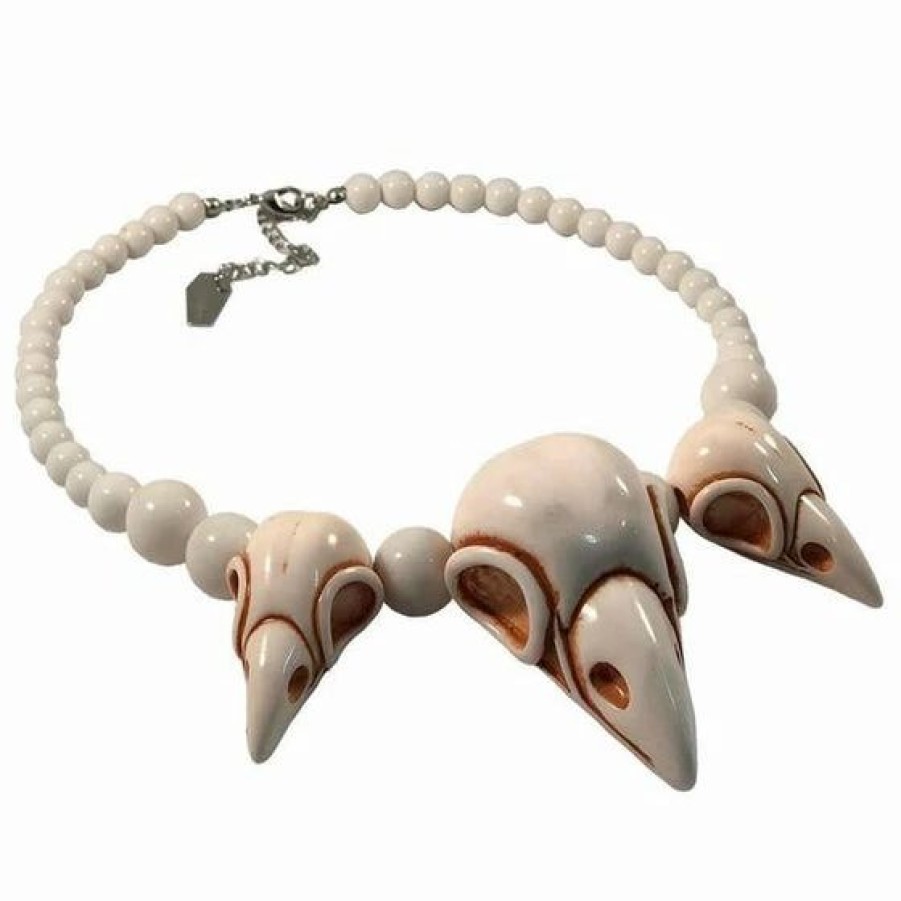 Dark Alternative | * Kreepsville 666 Crow Skull Necklace In Ivory