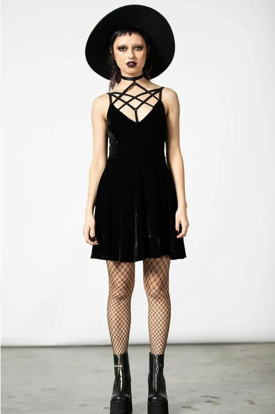 Dark Alternative | * Killstar Magica Dress In Black Velvet With Harness Detailing