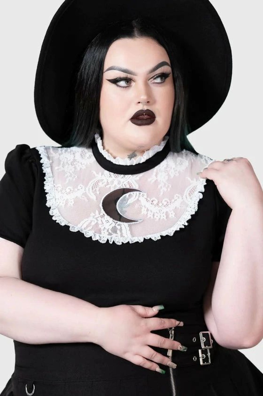 Dark Alternative | * Killstar Wish Upon A Moon Top Lace And Crescent Moon Detail